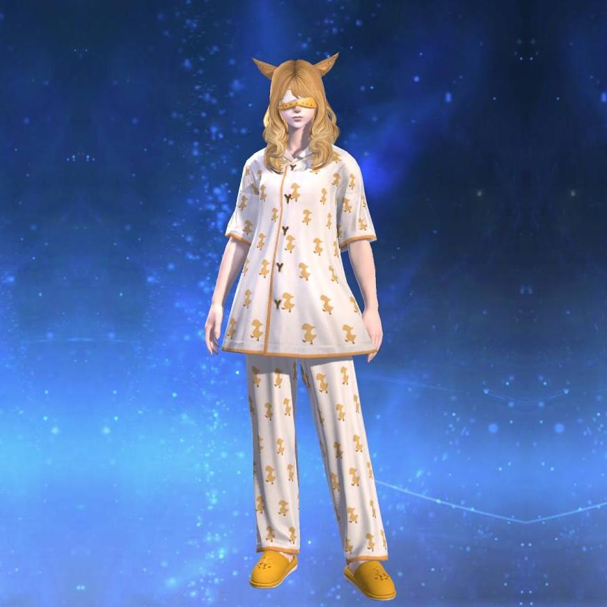 Chocobo Pajama Shirt's gearset image female model.