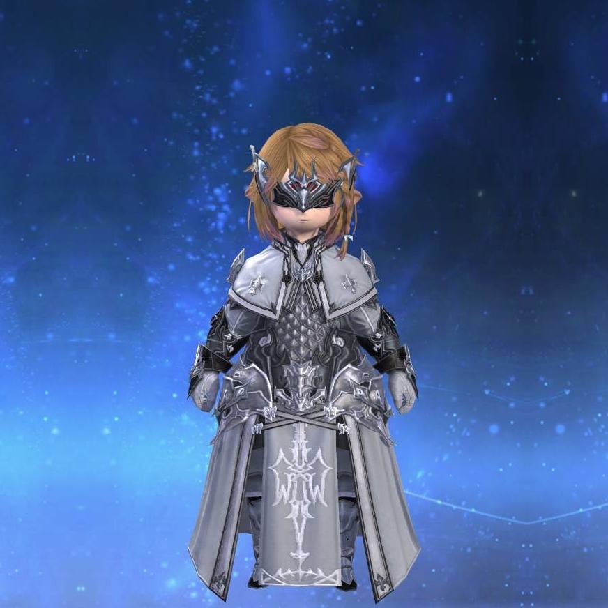 レディアント・ヒーラーアタイア's gearset image female model.